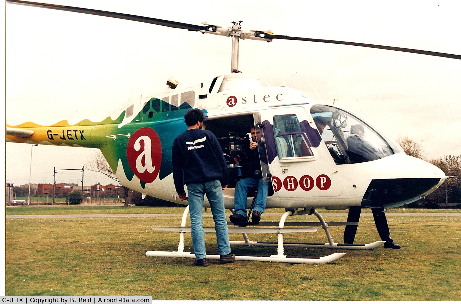G-JETX, 1981 Bell 206B JetRanger III C/N 3208, Circa 1993/94 - being fitted with camera mount for Unilever TV