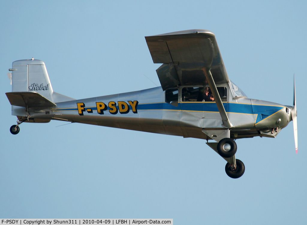 F-PSDY, Murphy Rebel C/N 352, Landing rwy 09