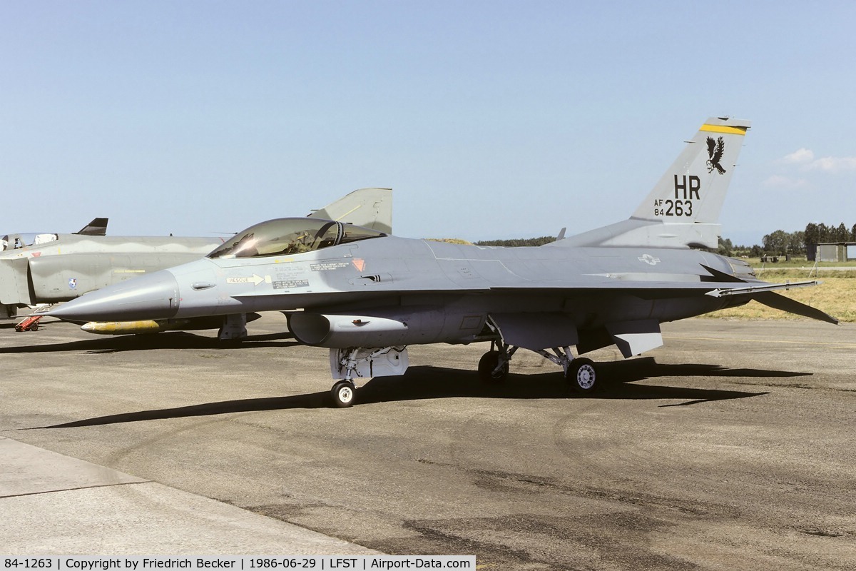 84-1263, 1984 General Dynamics F-16C Fighting Falcon C/N 5C-100, static display at the 1986 open house at Strasbourg