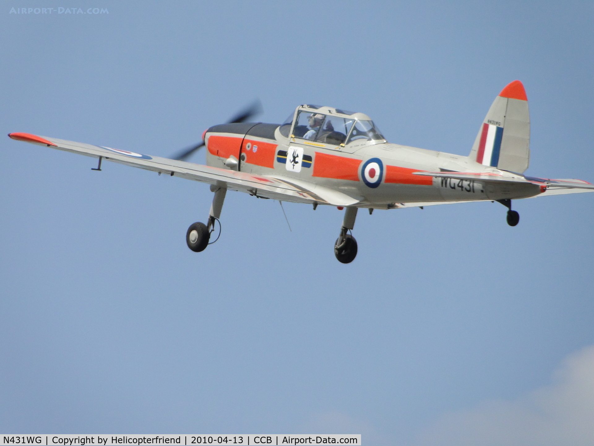 N431WG, 1951 De Havilland DHC-1 Chipmunk 22 C/N C1/0505, Airbourne and out for a flight