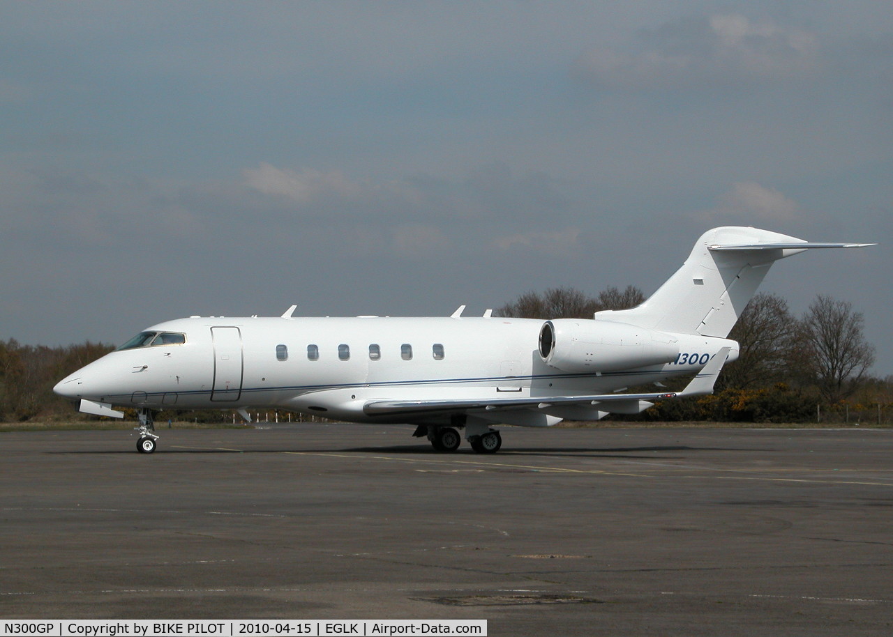 N300GP, Bombardier Challenger 300 (BD-100-1A10) C/N 20253, VISITING CHALLENGER IN SLOT 4