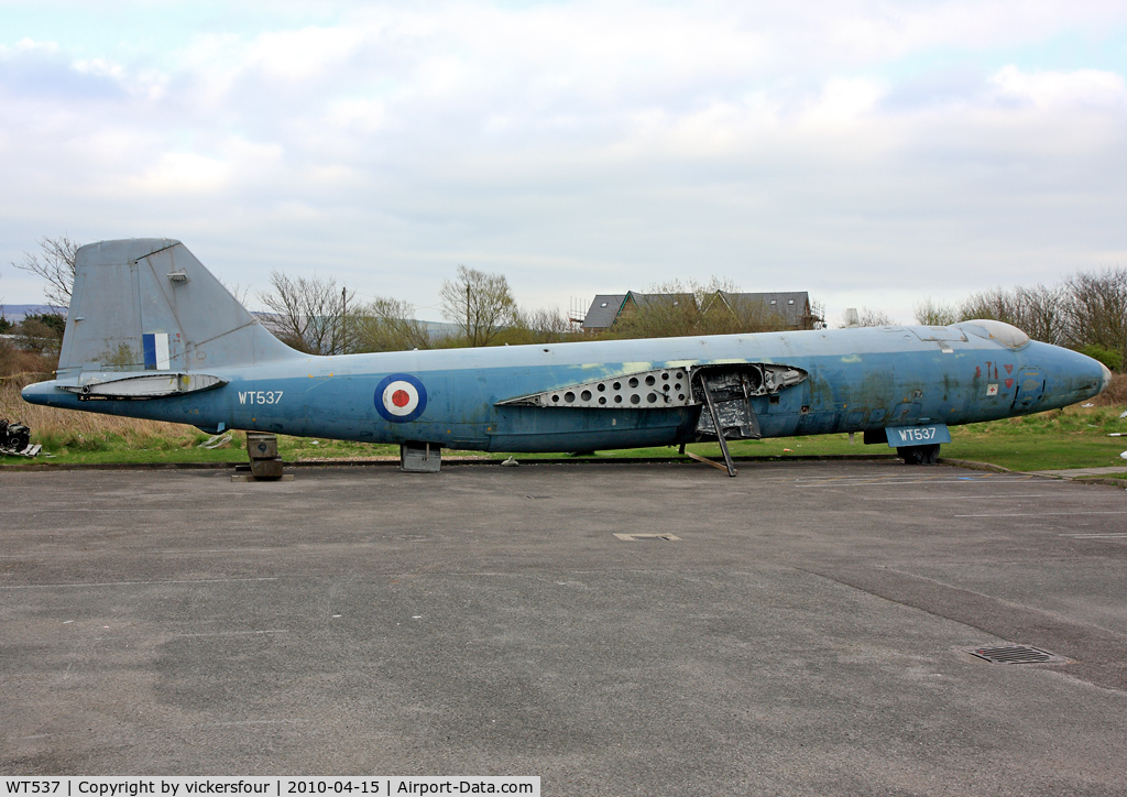 WT537, 1955 English Electric Canberra PR.7 C/N EEP71436, RAF Millom Aviation and Military Museum, Canberra PR7 (c/n 71476). Millom, Cumbria.