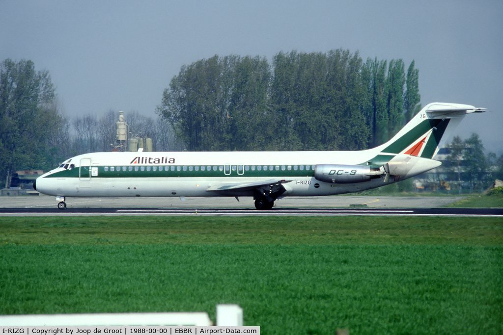 I-RIZG, 1968 Douglas DC-9-32 C/N 47225, arrivale at Brussels