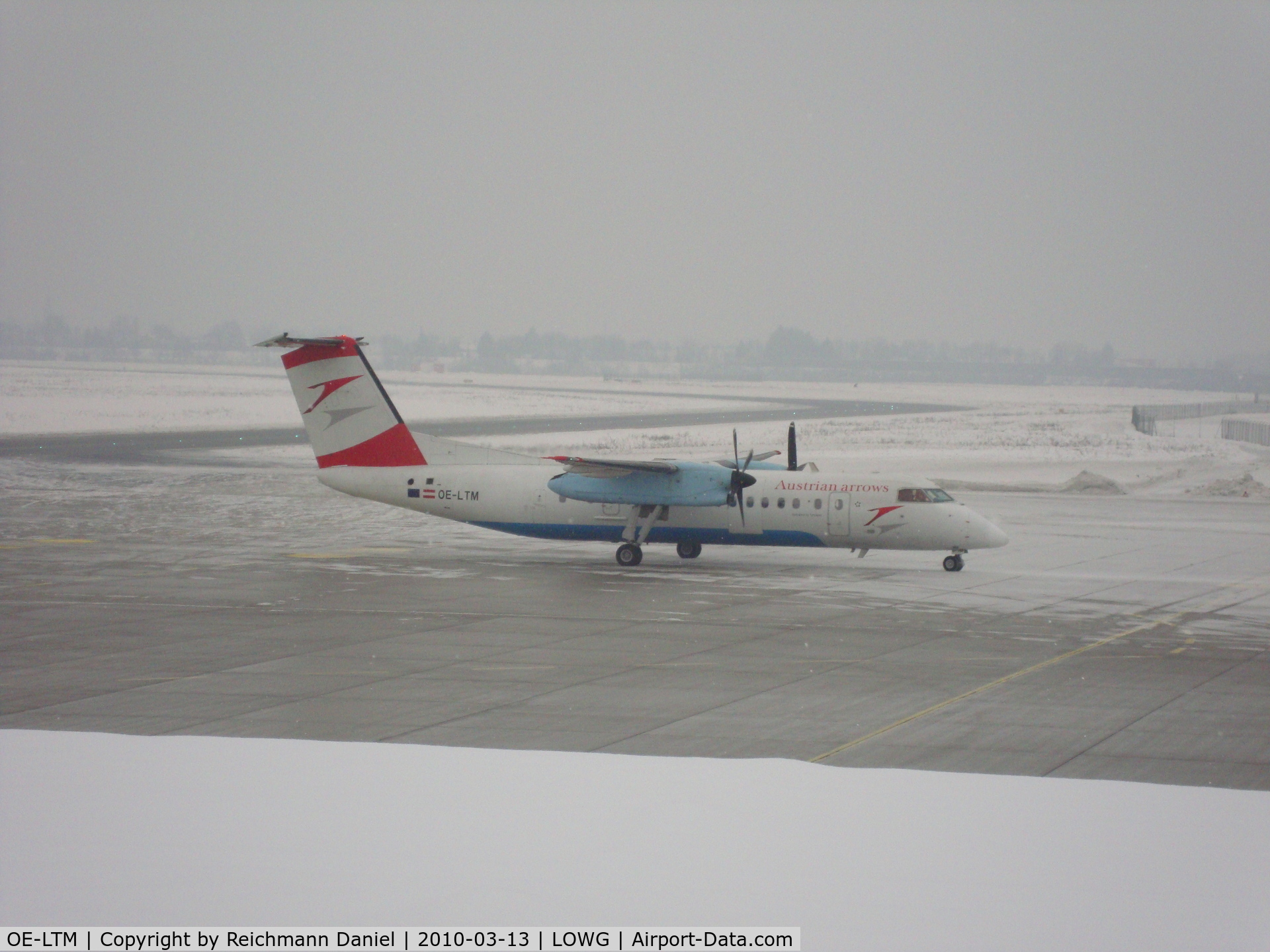 OE-LTM, 1998 De Havilland Canada DHC-8-311 Dash 8 Dash 8 C/N 527, Just arrived from vienna