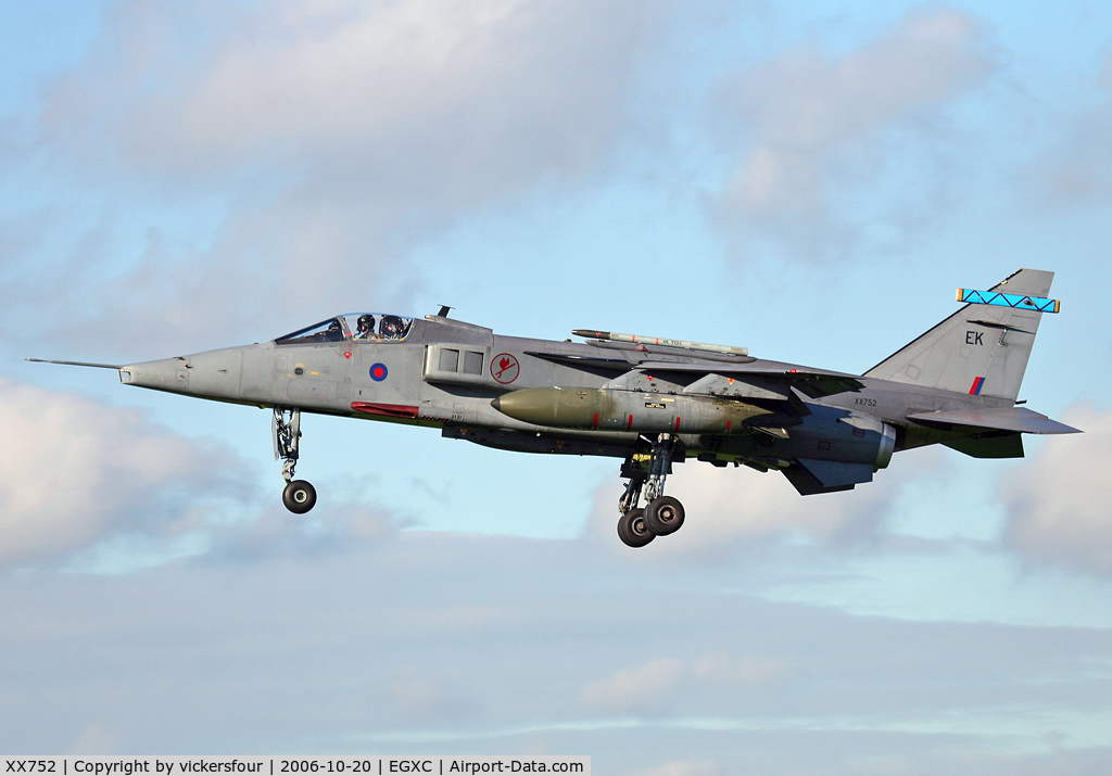 XX752, 1975 Sepecat Jaguar GR.3A C/N S.49, Royal Air Force. Operated by 6 Squadron, coded 'EK'.