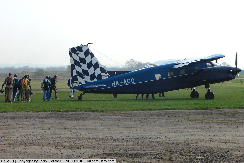 HA-ACO, Dornier Do-28D-2 Turbo Skyservant C/N 4335, Dornier prepares to load the first skydivers of the day at Hibaldstow