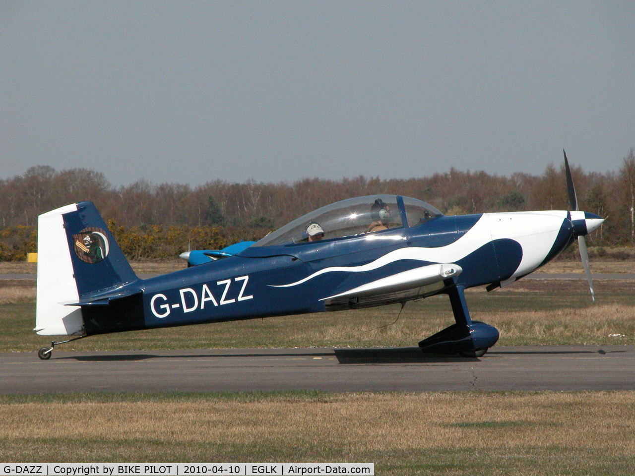 G-DAZZ, 2006 Vans RV-8 C/N PFA 303-14245, VISITOR RAXYING PAST THE PUMPS