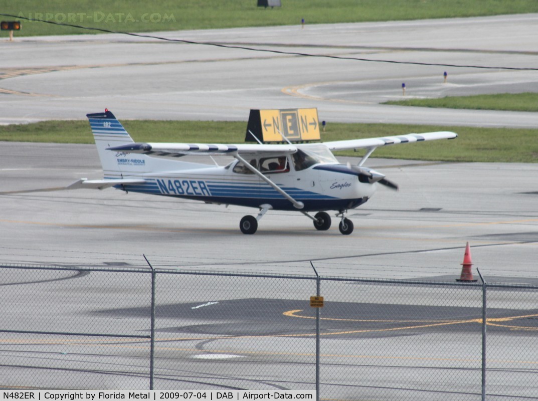 N482ER, 2007 Cessna 172S C/N 172S10544, Embry Riddle C172