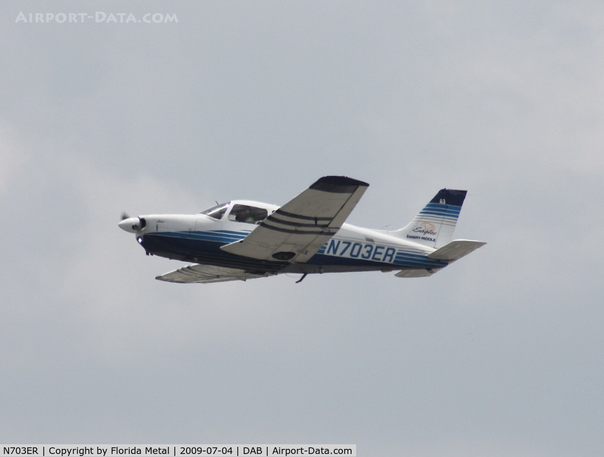 N703ER, 2001 Piper PA-28R-201 Cherokee Arrow III C/N 2844057, Embry Riddle PA-28R