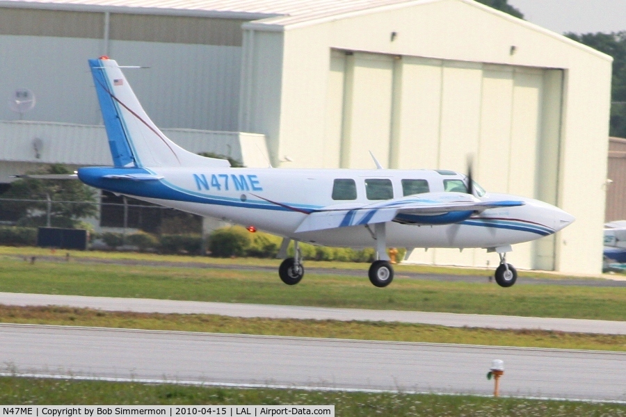 N47ME, 1981 Piper Aerostar 600 C/N 6008848161250, Arriving at Lakeland, FL during Sun N Fun 2010.