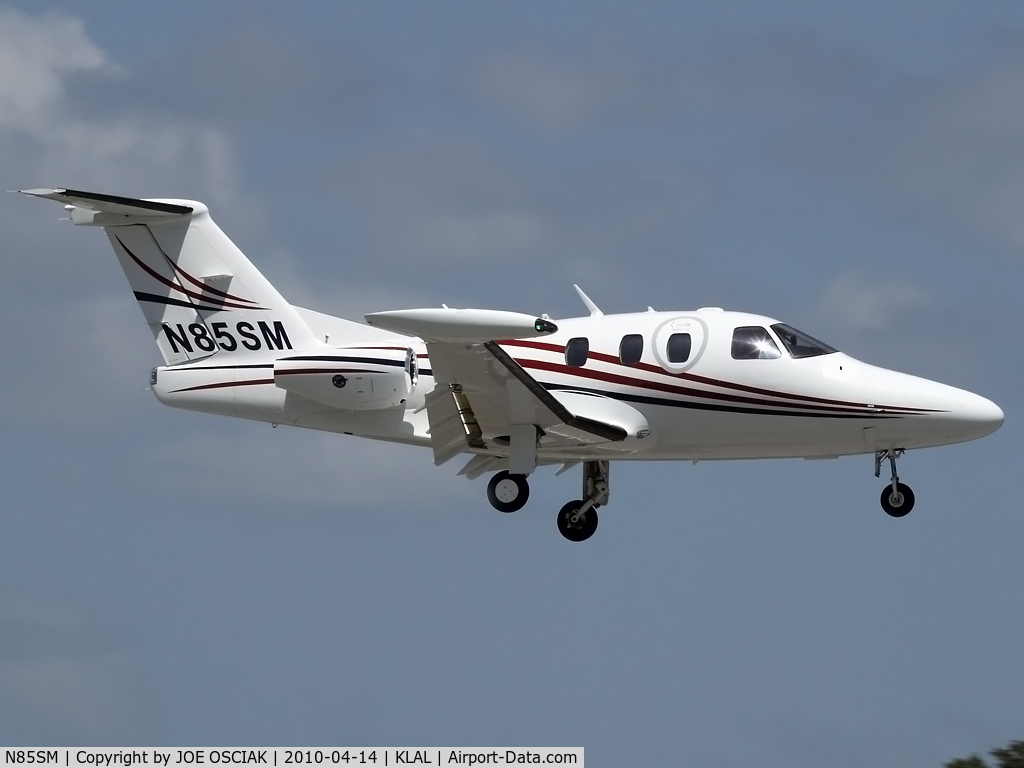 N85SM, 2008 Eclipse Aviation Corp EA500 C/N 000151, Arriving at Lakeland