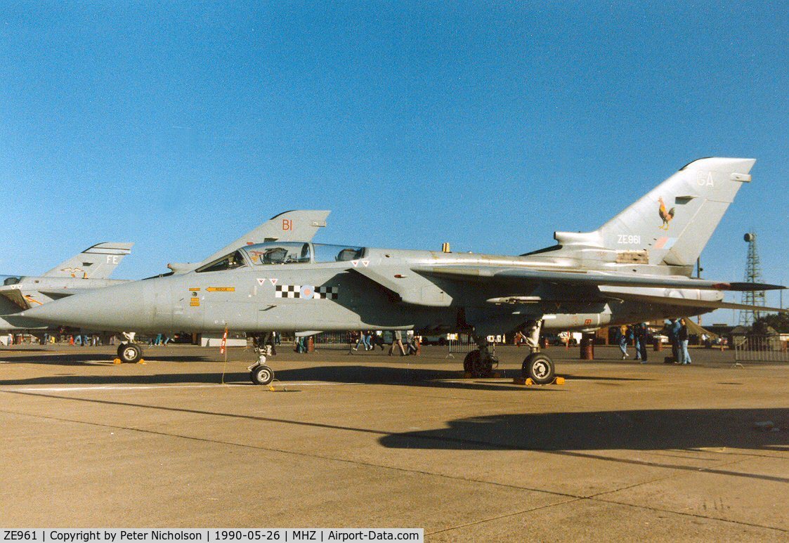 ZE961, 1989 Panavia Tornado F.3 C/N 3373, Tornado F.3 of 43 Squadron based at RAF Leuchars on display at the 1990 RAF Mildenhall Air Fete.