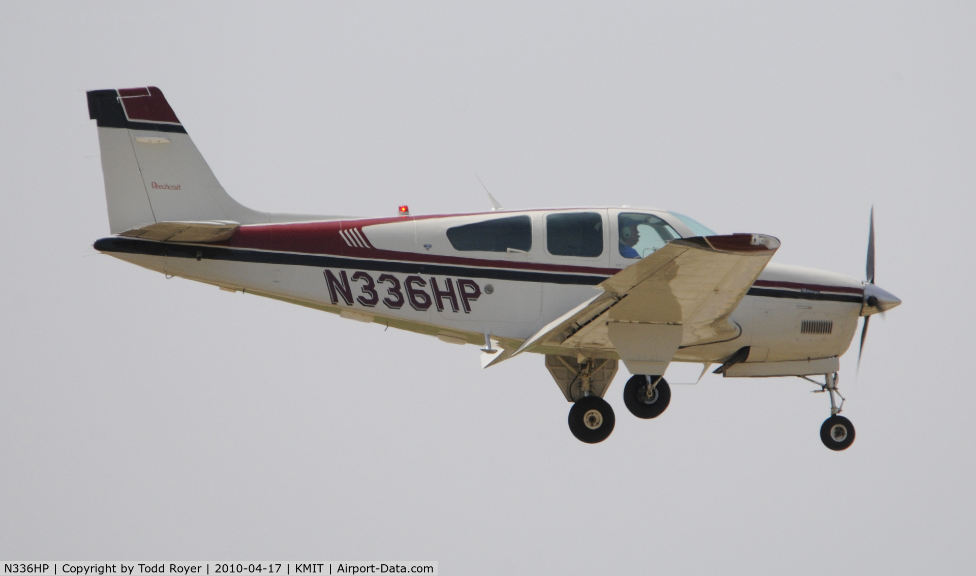 N336HP, 1989 Beech F33A Bonanza C/N CE1312, Minter Field fly in 2010