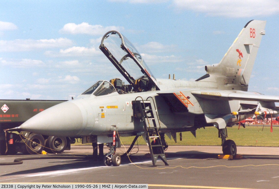 ZE338, 1987 Panavia Tornado F.3 C/N 638/AS041/3286, Tornado F.3 of 29 Squadron at RAF Coningsby on the flight-line at the 1990 RAF Mildenhall Air Fete.