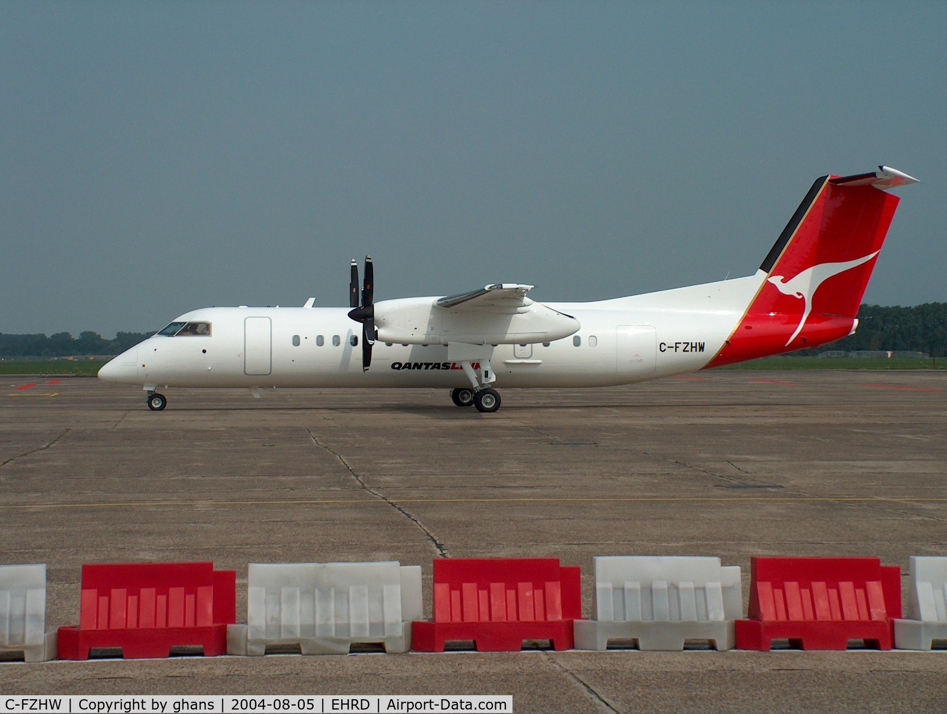 C-FZHW, 2004 De Havilland Canada DHC-8-315 Dash 8 C/N 604, One of the many tankstops to Down-under.