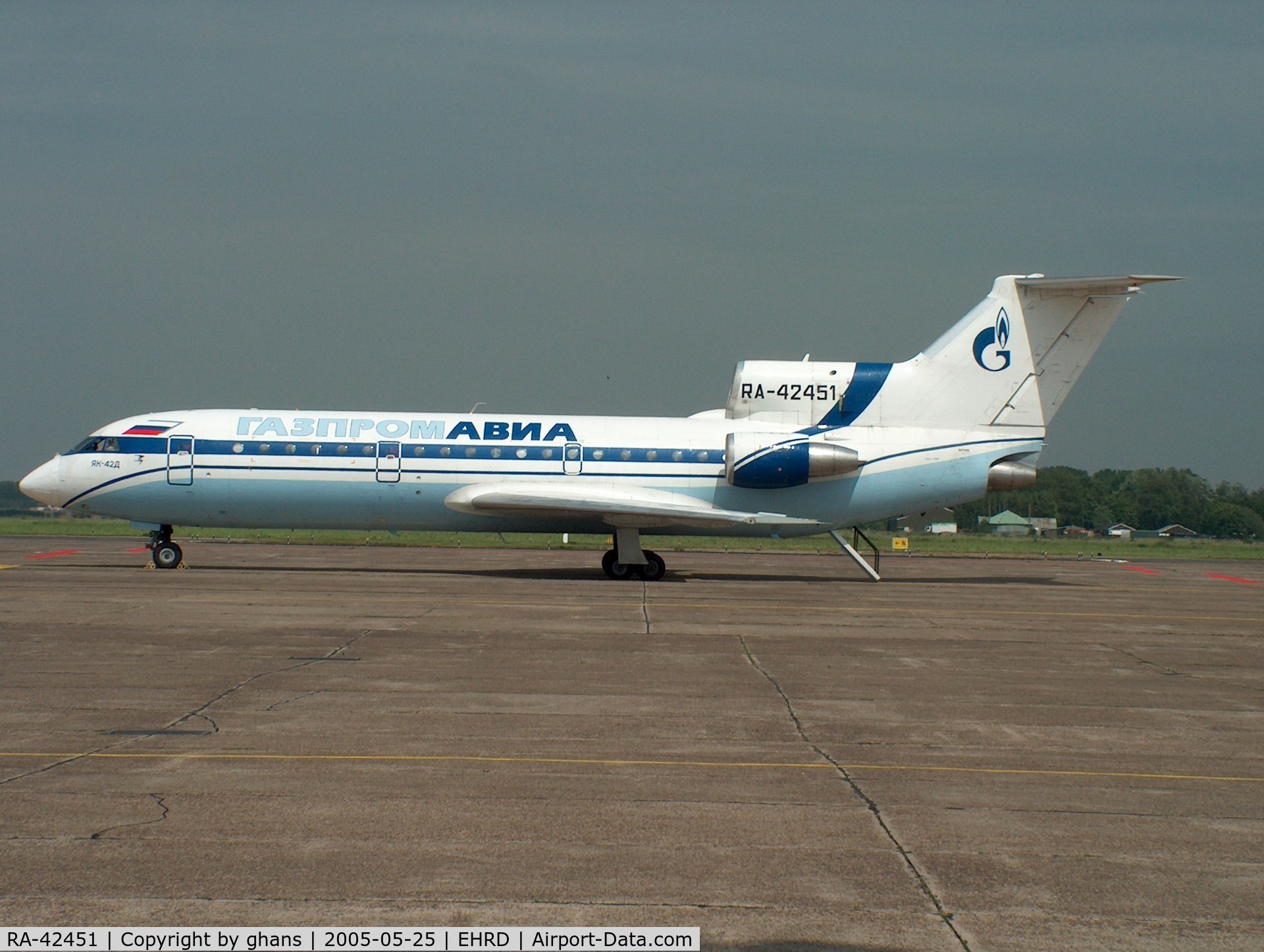 RA-42451, 1997 Yakovlev Yak-42D C/N 4520422708018, At Rotterdam