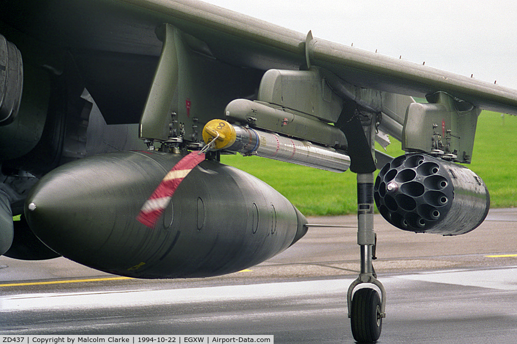 ZD437, British Aerospace Harrier GR.7 C/N P49, British Aerospace Harrier GR7A at RAF Waddington in 1994.