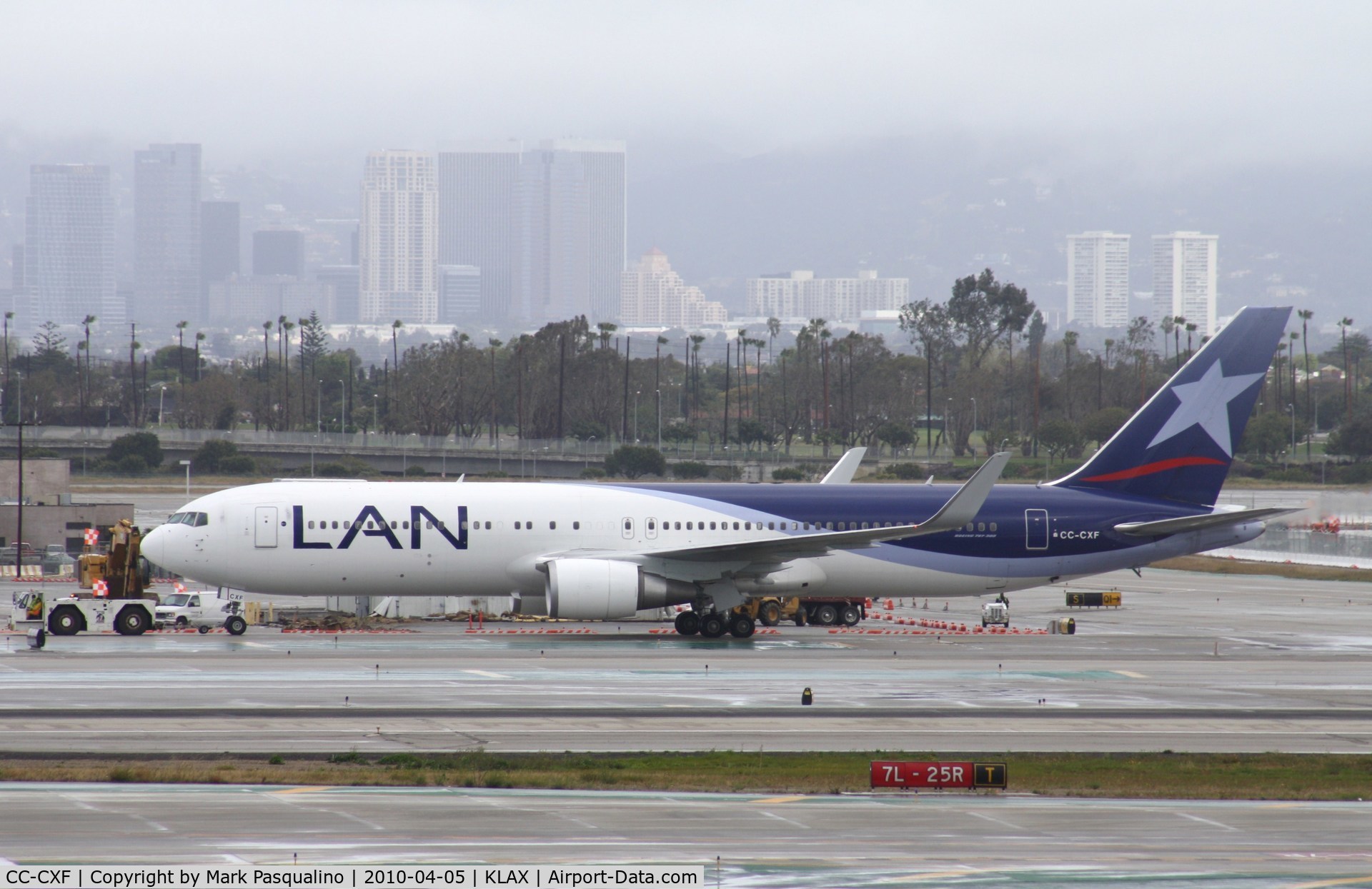 CC-CXF, 2008 Boeing 767-316/ER C/N 36711, Boeing 767-300