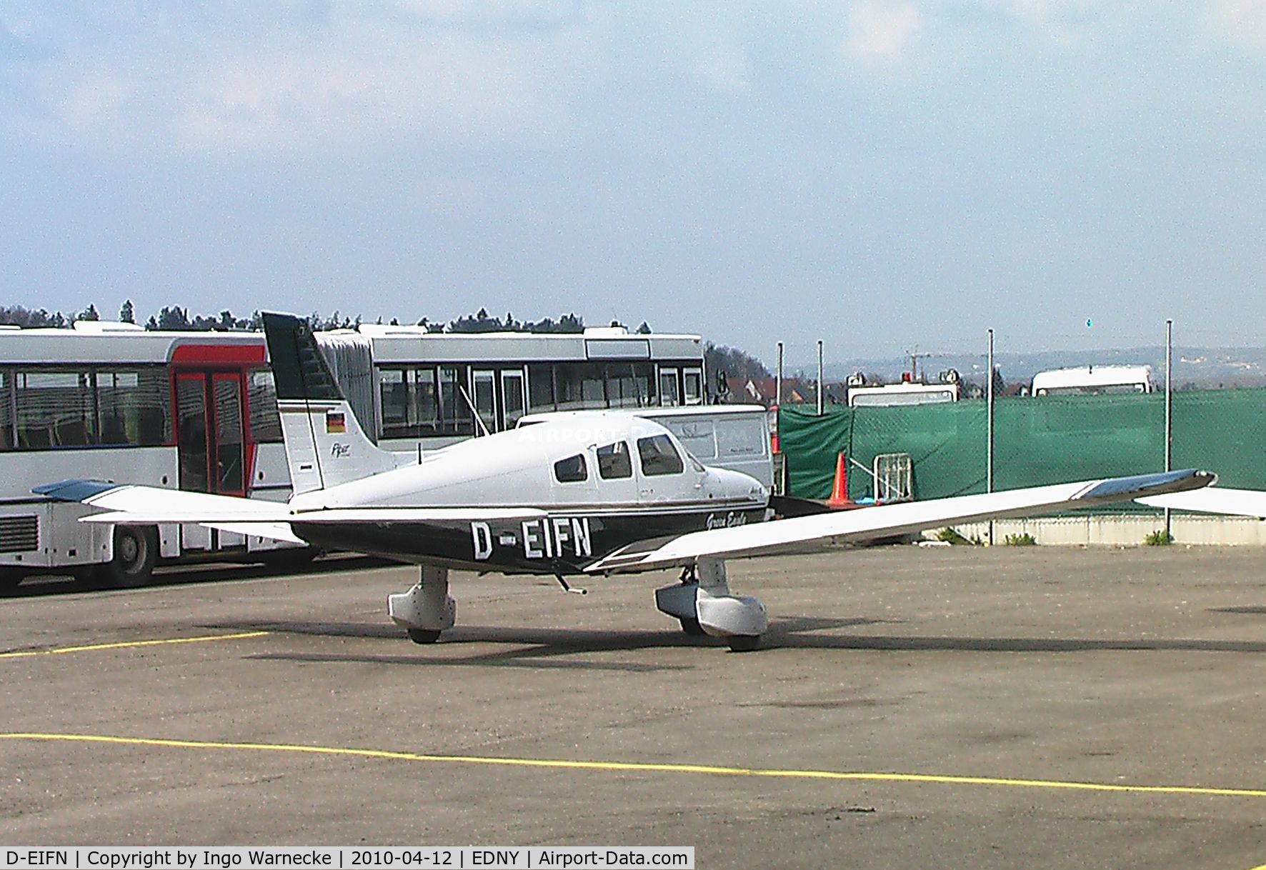 D-EIFN, 1995 Piper PA-28-181 Archer II C/N 2890229, Piper PA-28-181 Archer II at Friedrichshafen airport