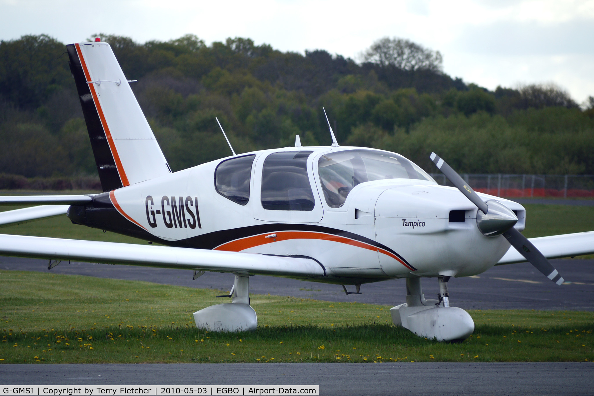 G-GMSI, 1980 Socata TB-9 Tampico C/N 145, 1980 Soc De Construction D'avions De Tourisme Et D'affaires SOCATA TB9 at Wolverhampton on 2010 Wings and Wheels Day