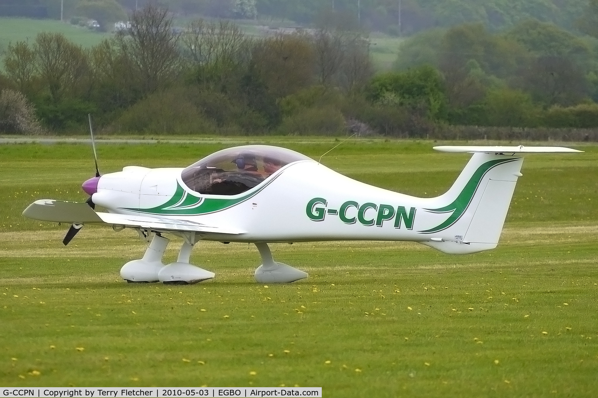 G-CCPN, 2003 Dyn'Aero MCR-01 Club C/N PFA 301A-14133, Bambi at Wolverhampton on 2010 Wings and Wheels Day