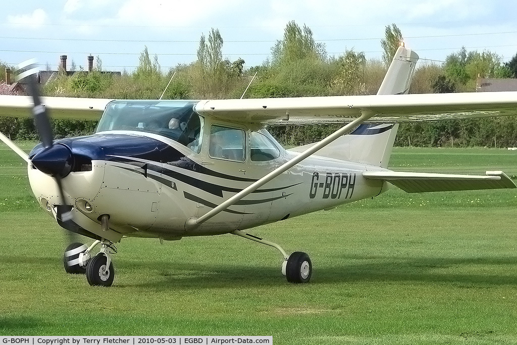 G-BOPH, 1979 Cessna TR182 Turbo Skylane RG C/N R182-01031, 1979 Cessna CESSNA TR182 at Derby Eggington