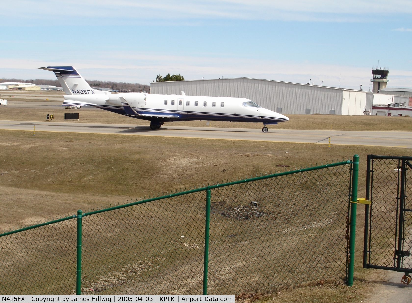 N425FX, Learjet 45 C/N 147, At Pontiac - Oakland International Airport