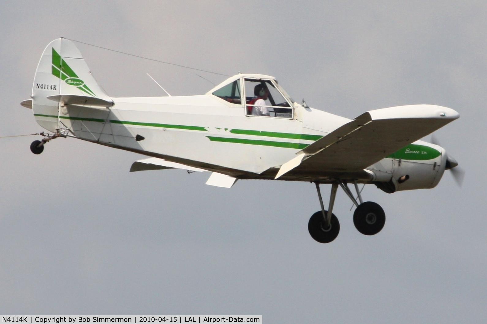 N4114K, 1966 Piper PA-25-235 C/N 25-4043, Returning after towing glider C-GJND at Sun N Fun 2010 - Lakeland, Florida.