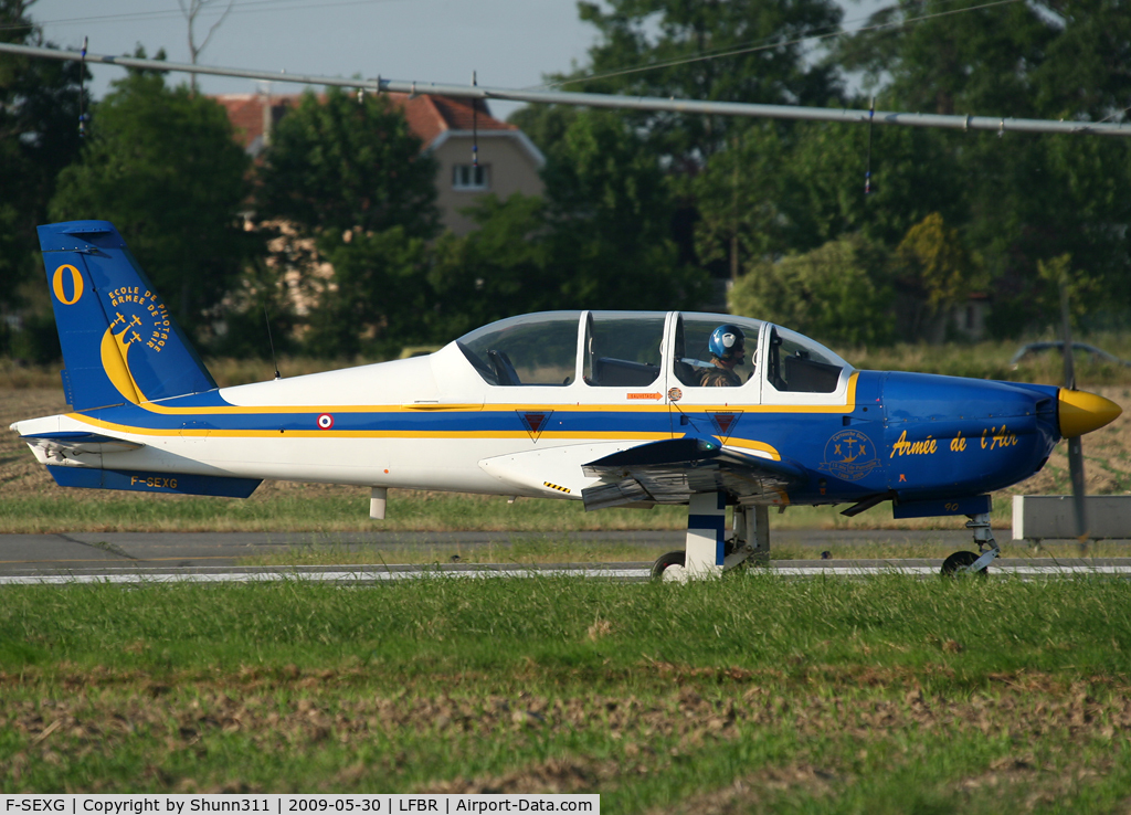 F-SEXG, Socata TB-30 Epsilon C/N 90, Ready for take off after Airshow...