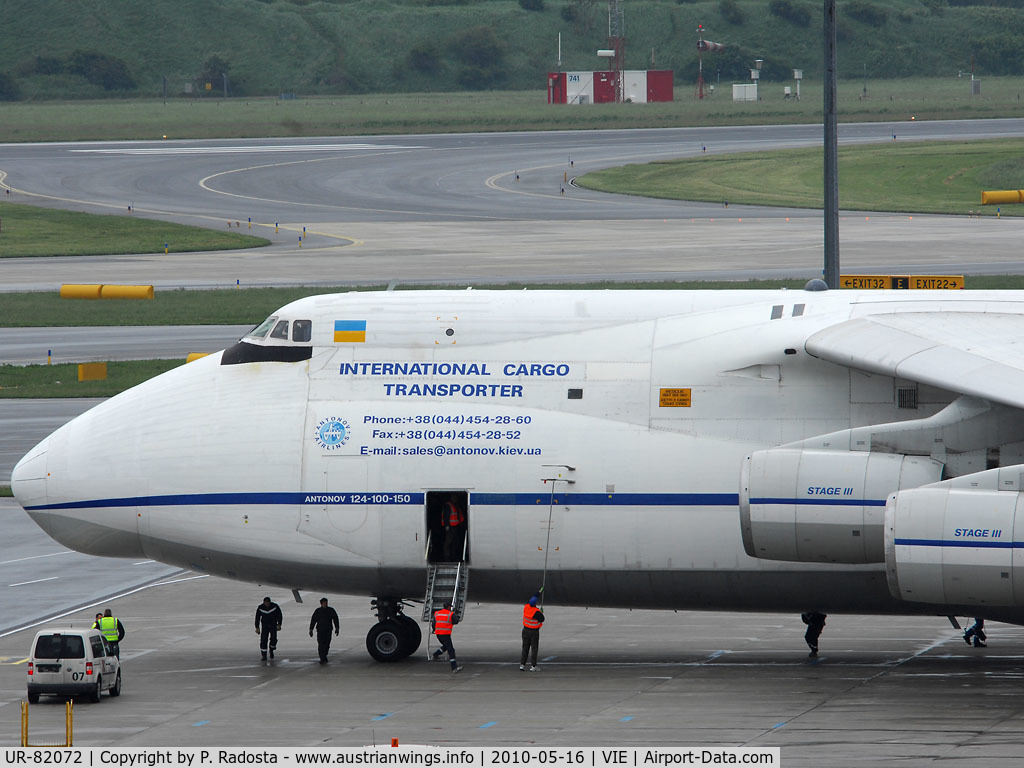 UR-82072, 1993 Antonov An-124-100 Ruslan C/N 9773053359136, Arrived from Oxford and will fly to DXB