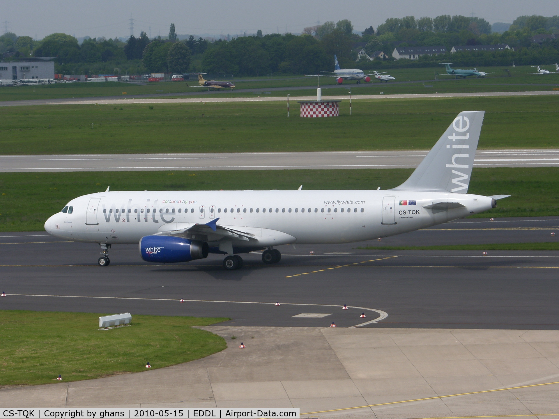 CS-TQK, 2004 Airbus A320-232 C/N 2204, This aircarft is not all what it says...