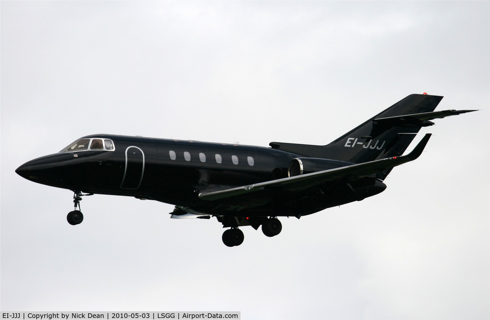 EI-JJJ, 2008 Raytheon Hawker 900XP C/N HA-0085, LSGG