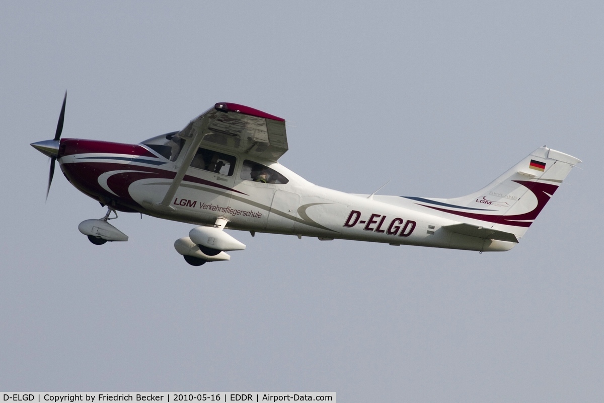 D-ELGD, Cessna T182T Turbo Skylane C/N Not found D-ELGD, departing via RW27