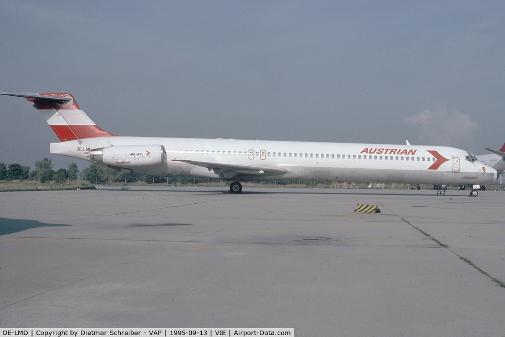 OE-LMD, 1990 McDonnell Douglas MD-83 (DC-9-83) C/N 49933, Austrian Airlines MD80