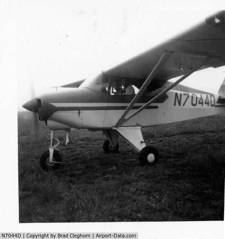 N7044D, 1957 Piper PA-22-150 C/N 22-4941, The Baker Bros. in 1962