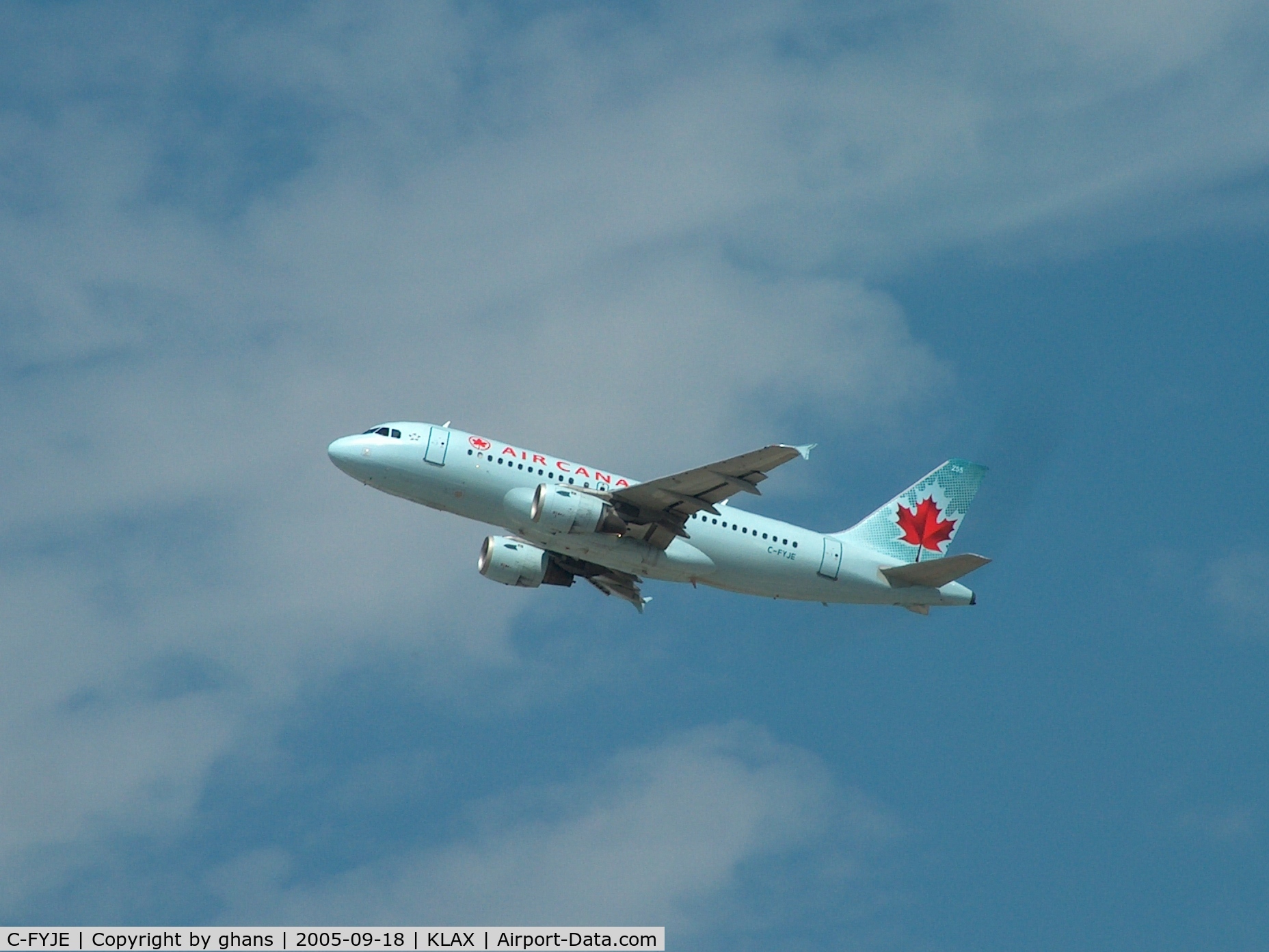 C-FYJE, 1996 Airbus A319-114 C/N 656, Climbing out to Canada