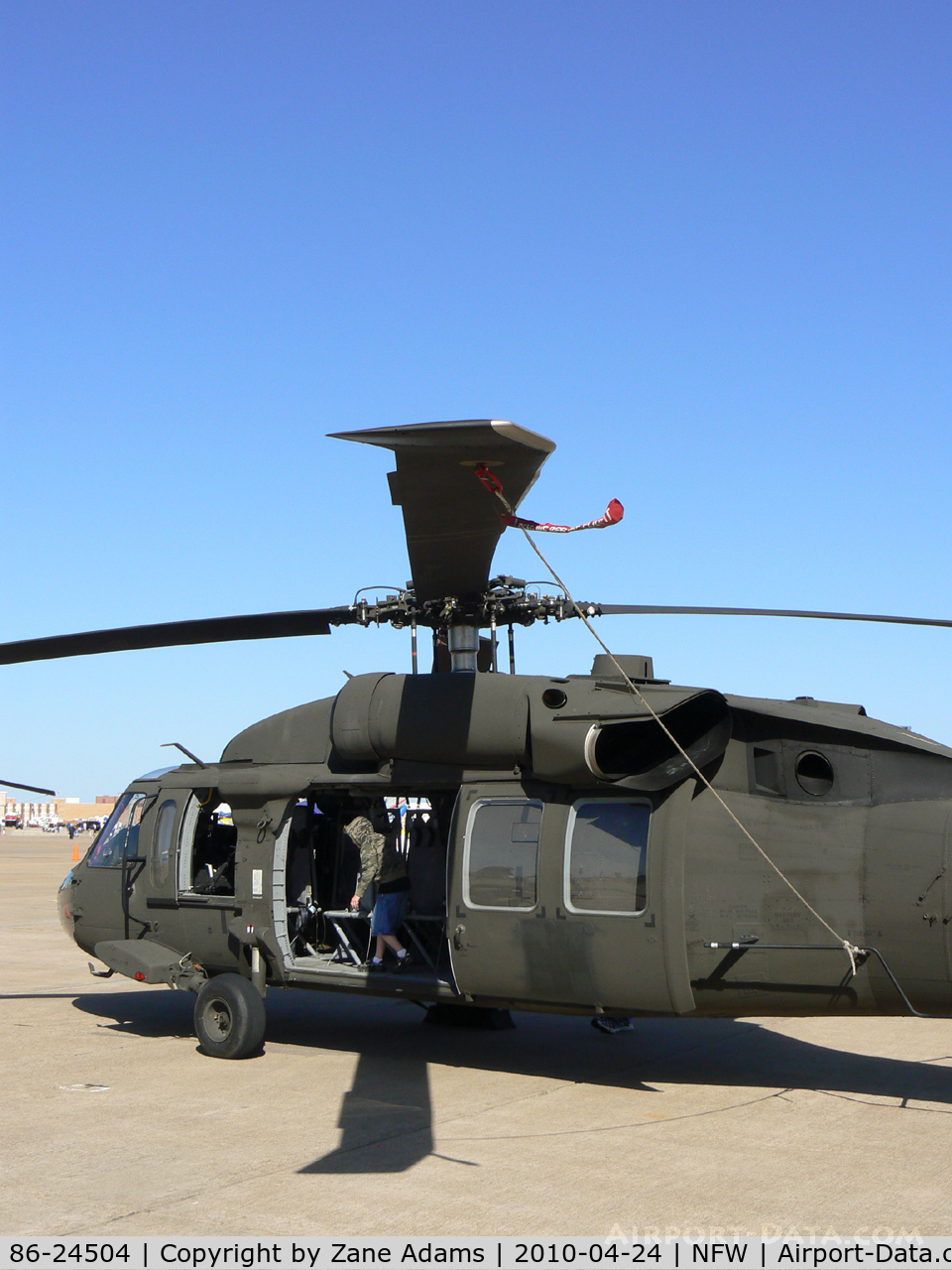 86-24504, 1986 Sikorsky UH-60A Black Hawk C/N 70.999, At the 2010 NAS JRB Fort Worth Airshow
