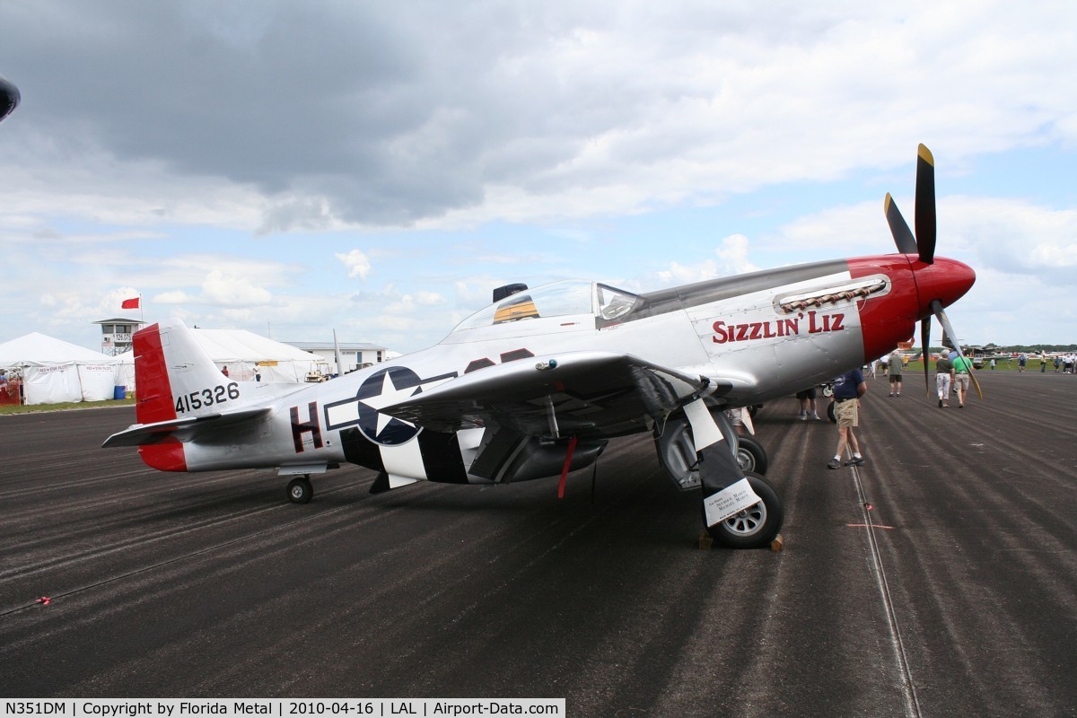 N351DM, 1944 North American P-51D Mustang C/N 122-40998 (44-74458), Sizzlin Liz