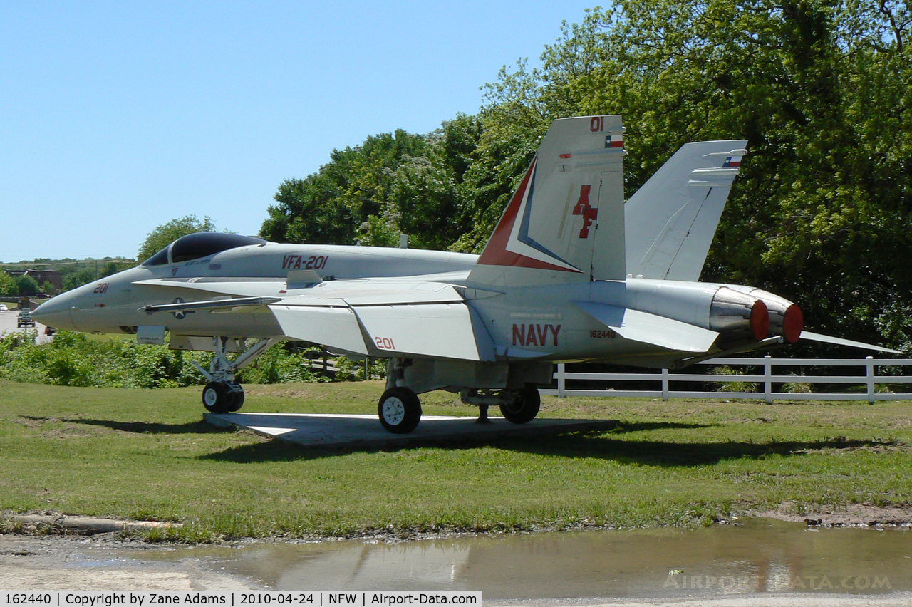 162440, McDonnell Douglas F/A-18A Hornet C/N 0285/A230, Displayed at the front gate - NASJRB Fort Worth