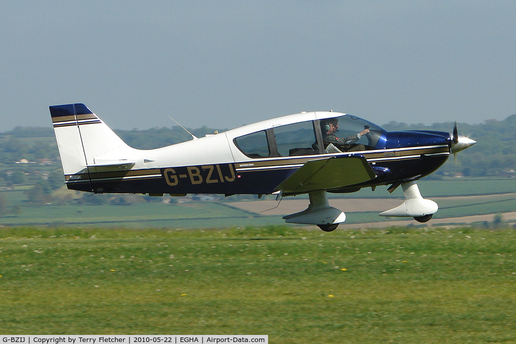 G-BZIJ, 2000 Robin DR-400-500 President C/N 23, 2000 Robin Aviation ROBIN DR400/500 at Compton Abbas on 2010 French Connection Fly-In Day