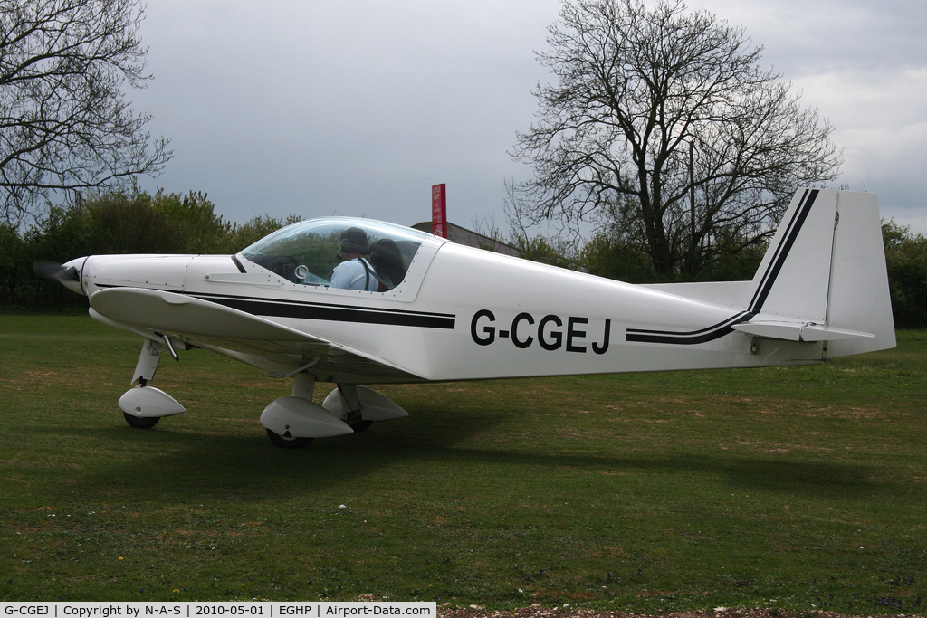 G-CGEJ, 2009 Alpi Aviation Pioneer 200-M C/N LAA 334-14909, Micro trade fair 2010