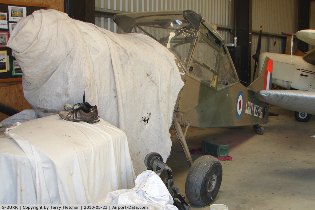 G-BURR, 1955 Auster AOP.9 C/N B5/10/32, Auster Aircraft Ltd AUSTER AOP.9 at Eggesford wears Serial WZ706