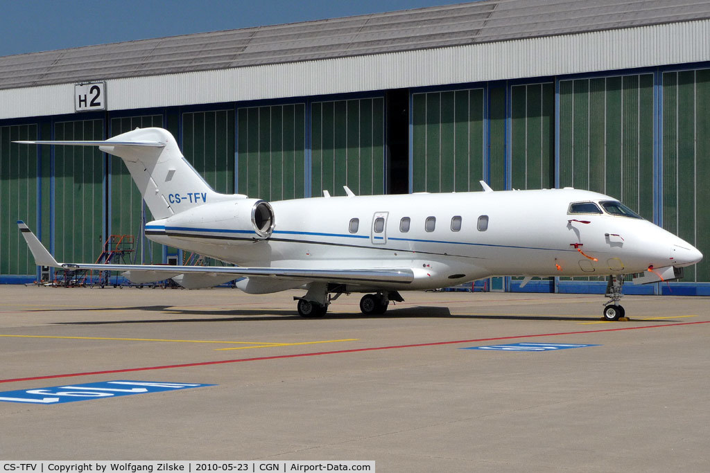 CS-TFV, 2008 Bombardier Challenger 300 (BD-100-1A10) C/N 20252, visitor
