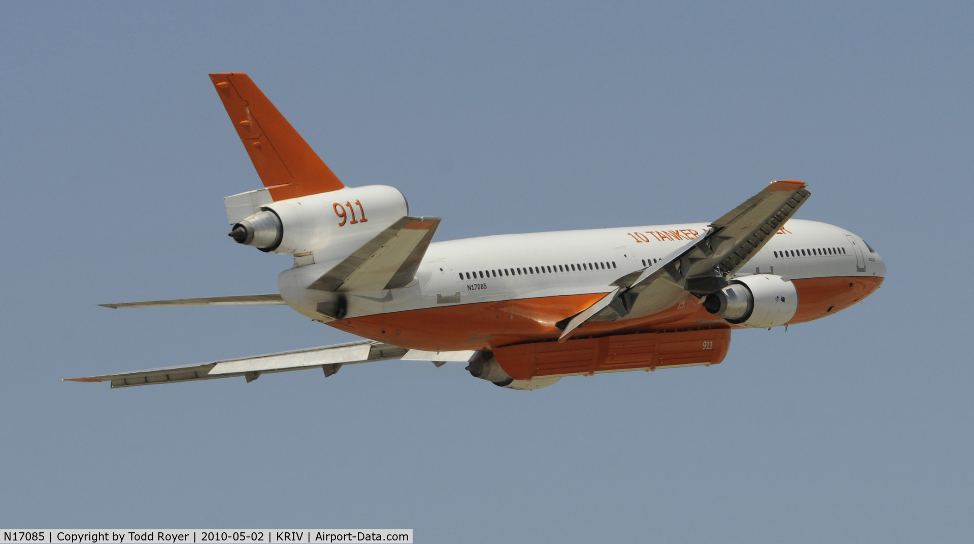 N17085, 1975 McDonnell Douglas DC-10-30 C/N 47957, March Field Airfest 2010