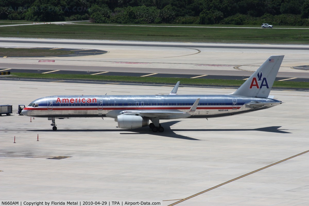 N660AM, 1992 Boeing 757-223 C/N 25294, American 757-200