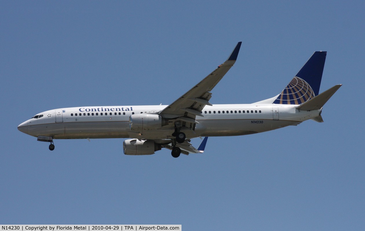 N14230, 1999 Boeing 737-824 C/N 28794, Continental 737-800