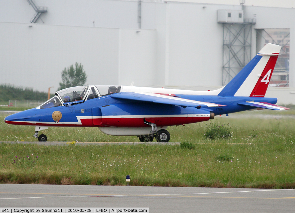 E41, Dassault-Dornier Alpha Jet E C/N E41, Taxiing holding point rwy 32R for demo flight @ LFBR