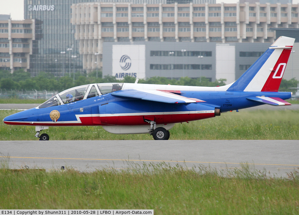 E134, Dassault-Dornier Alpha Jet E C/N E134, Taxiing holding point rwy 32R for demo flight @ LFBR