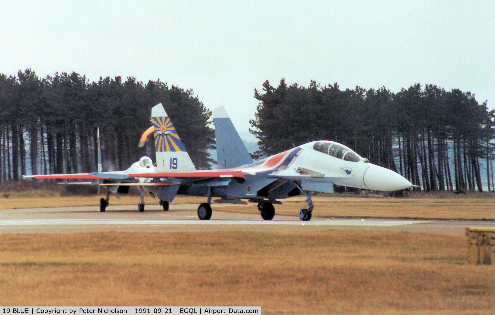 19 BLUE, Sukhoi Su-27UB C/N 1040807, Flanker C of the Russian Knights display team taxying onto the active runway at the 1991 RAF Leuchars Airshow.