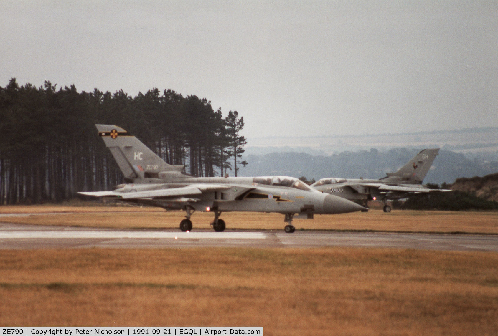 ZE790, 1988 Panavia Tornado F.3 C/N AS066/700/3317, Tornado F.3 of 111 Squadron lining up for take-off at the 1991 RAF Leuchars Airshow.